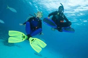 PADI Peak Perfomance Buoyency / PADI Diving courses koh lanta
